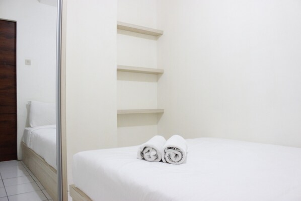 2 bedrooms, free WiFi, bed sheets - Relaxing 2BR Apartment at Buah Batu Park (Dayeuhkolot)