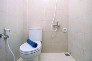 Room | Bathroom | Shower, towels - Elegant Nifarro Park 2BR Apartment with Best View (Jakarta)