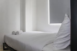 2 bedrooms, free WiFi, bed sheets - Comfy 2BR Apartment Bassura City near Shopping Mall (Jakarta)