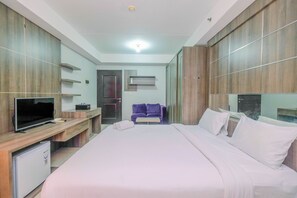 Room | Free WiFi, bed sheets - Elegant Studio Apartment @ Metropark Condominium Jababeka (Cikarang)