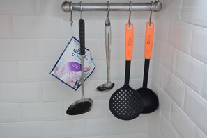 Chambre | Salle de bain | Douche, serviettes fournies