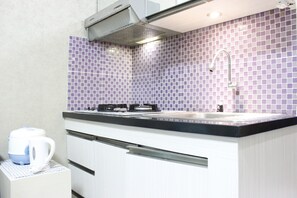 Room | Private kitchenette