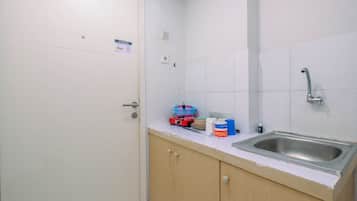 Room | Bathroom | Shower, towels