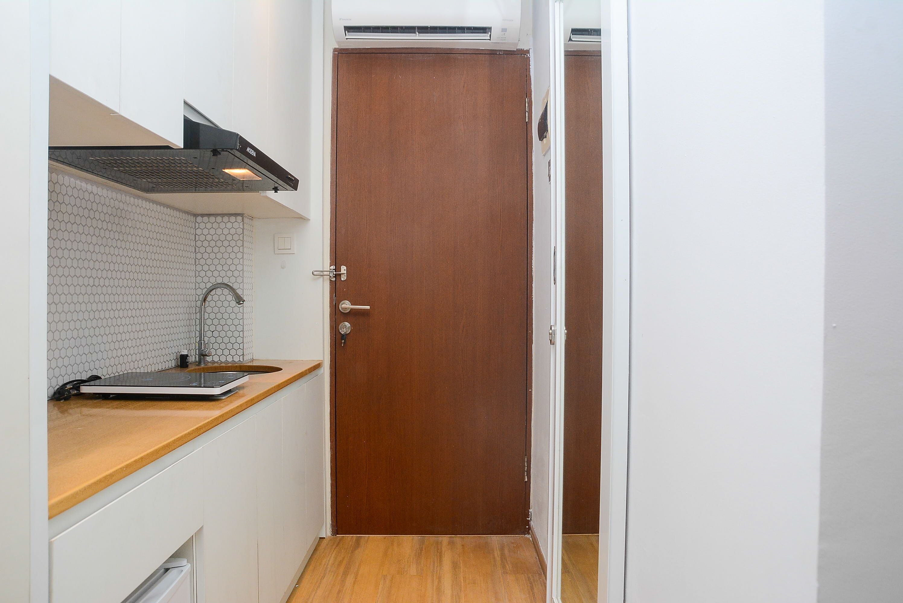 Kamar | Dapur pribadi | Lemari es, kompor, dan peralatan masak/sendok-piring