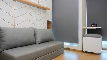 Room | Living room | TV