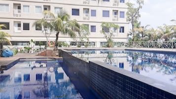 Utomhuspool