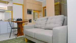 Kamar | Ruang keluarga | TV