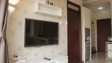 Room | Living room | TV