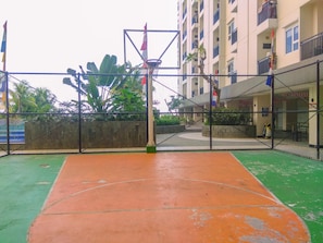 Tennis court