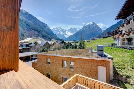 Apartment Zentral de Luxe (incl. Cleaning Fee, City Tax & Laundry Package) | View from room