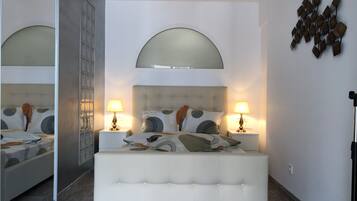 2 habitaciones, tabla de planchar con plancha, wifi y ropa de cama