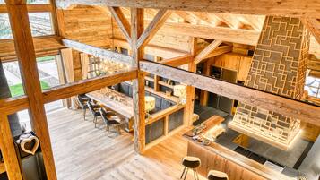 Penthouse in Chalet GM (incl. Cleaning Fee & City Tax) | Living area | TV