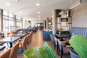 Frokostbuffé hver dag (EUR 12 per person)