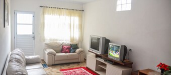 Casa Nova Confortável em Lugar Tranquilo