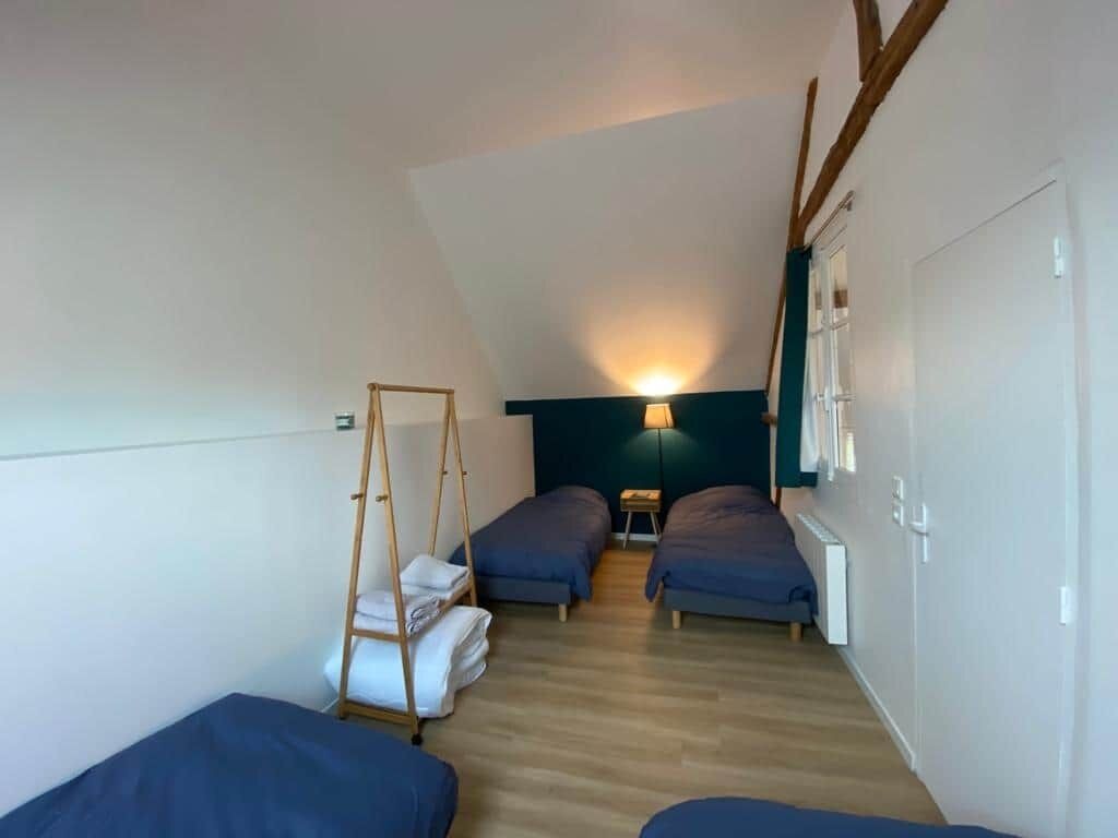 7 slaapkamers, een strijkplank/strijkijzer, wifi, beddengoed