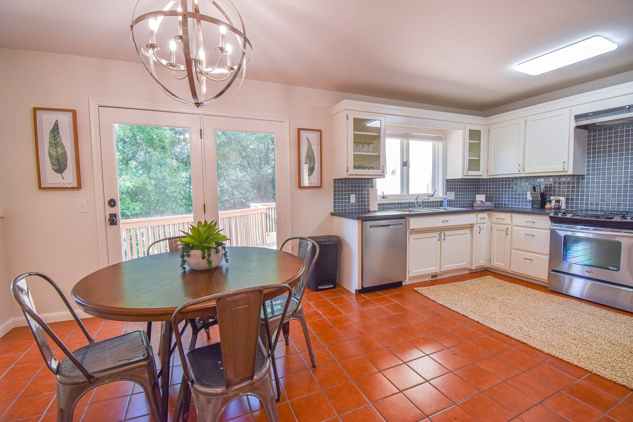 The Oak House - 1 mi from DT Fayetteville and UofA