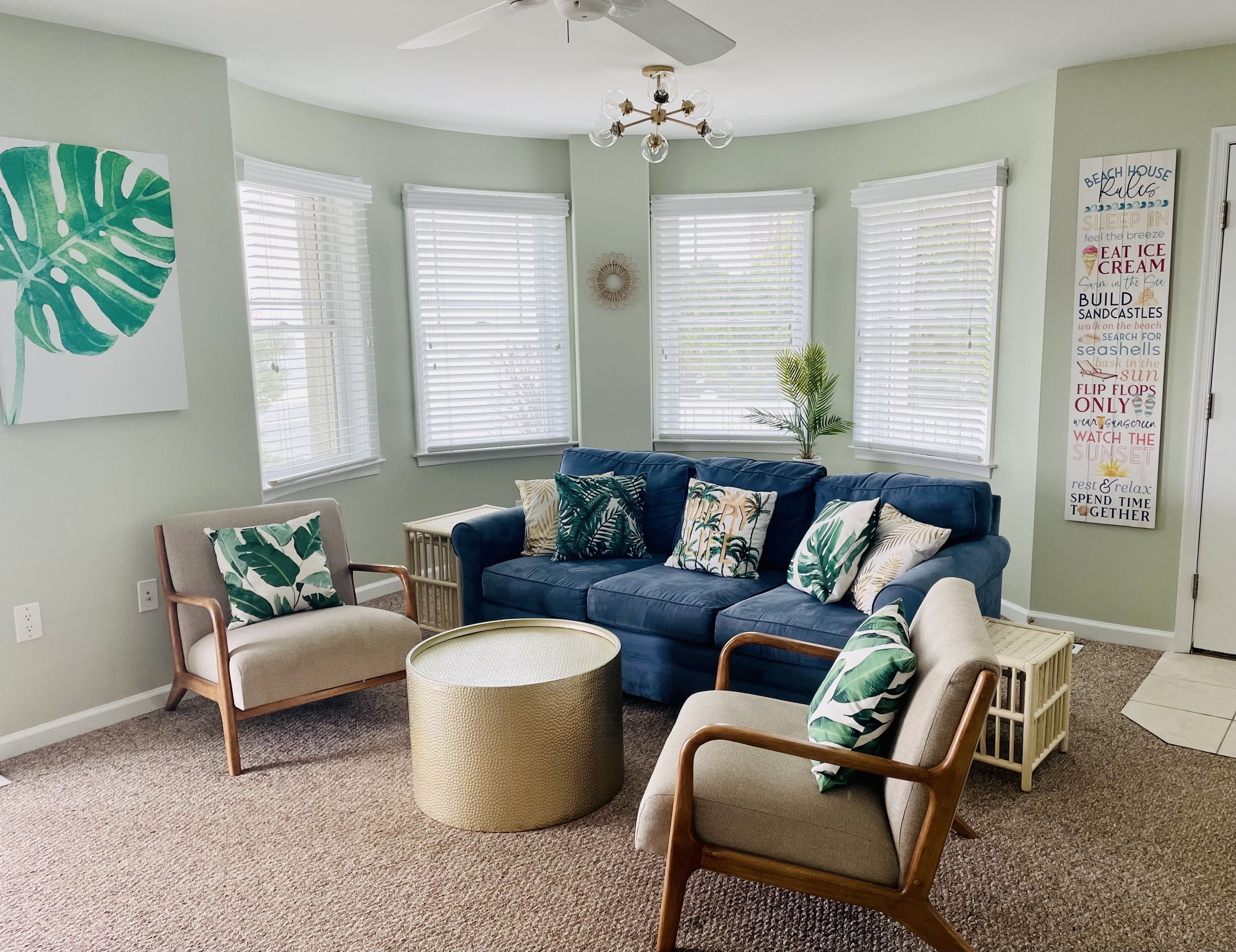 Coconut Cove 🌴 ACROSS from beach + boardwalk + parking w/ Full Linen Service!