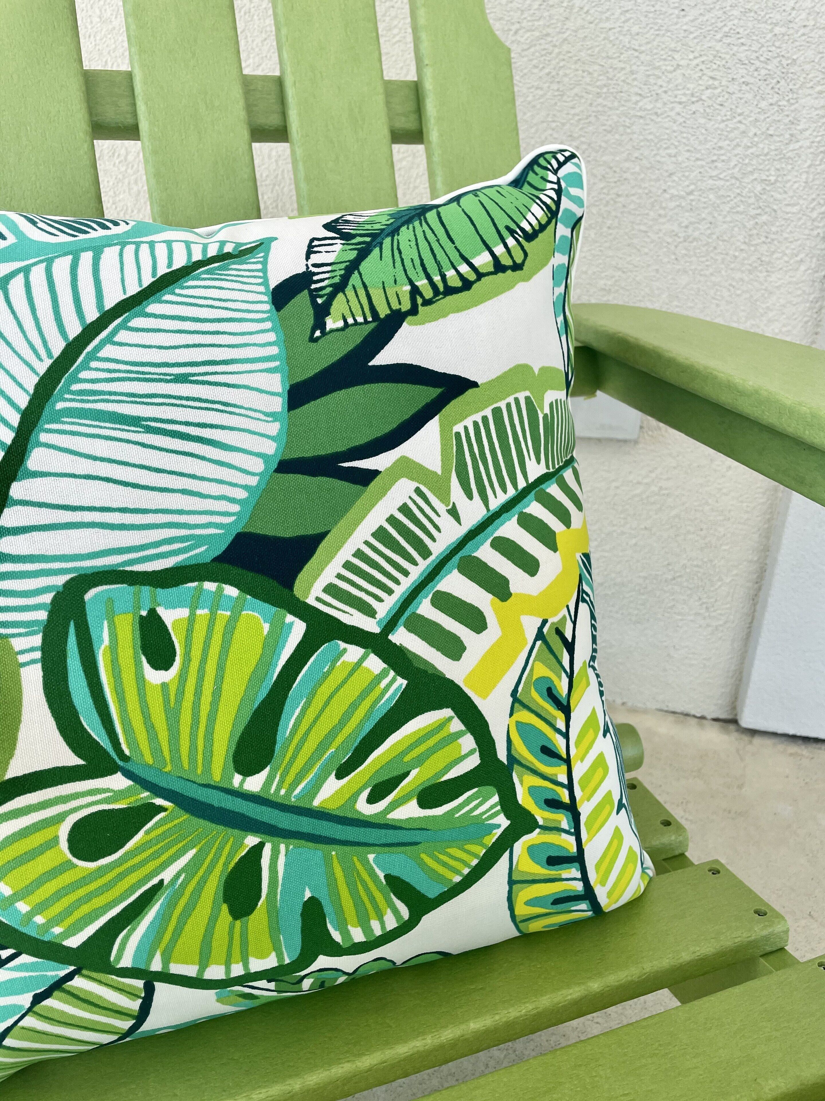 Coconut Cove 🌴 ACROSS from beach + boardwalk + parking w/ Full Linen Service!