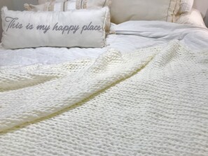1 chambre, fer et planche à repasser, Wi-Fi gratuit, draps fournis