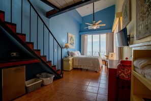 9 bedrooms, in-room safe, iron/ironing board, WiFi