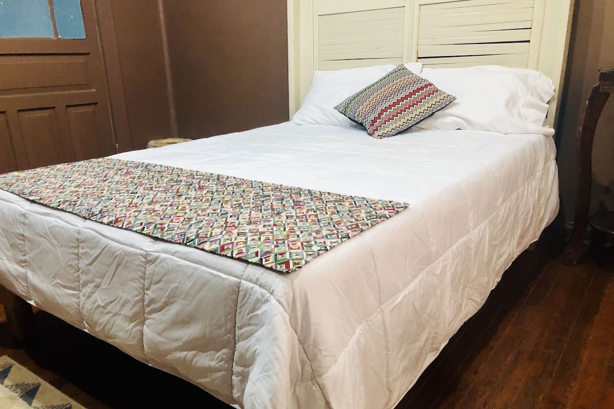 Habitación doble | Wifi gratis y ropa de cama