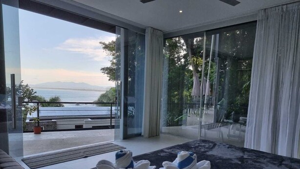 Ocean Jungle Pool View | Minibar, blackout curtains, free WiFi, individually decorated - Vista Ocean Suites (Quepos)