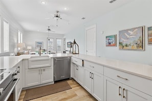 Private kitchen - Designer Condo 'Blue Serenity' w/ Designer Interiors+Amenities@Cinnamon Shore (Port Aransas)