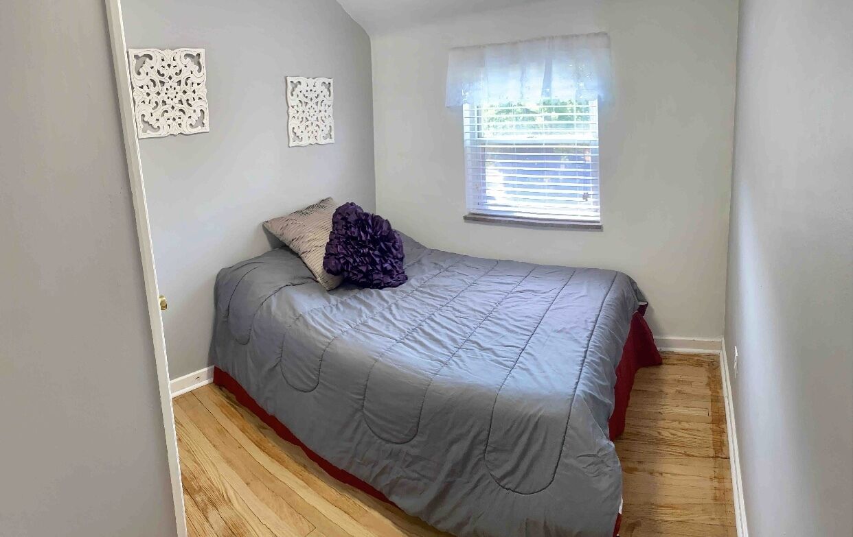 Spacious 3 Bedroom House in the Heart of Shadyside