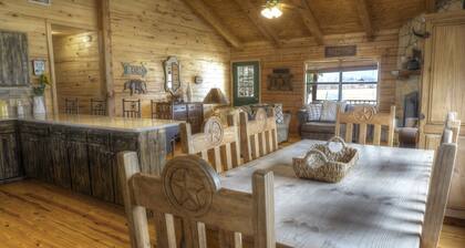LUXURY LOG CABIN #1 FRIO RIVER WATER FRONT