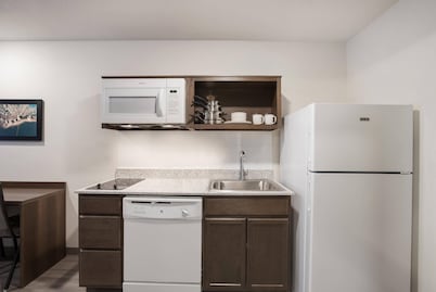 WoodSpring Suites Detroit Madison Heights