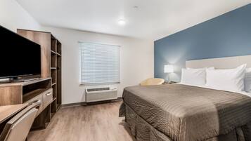 Escrivaninha, espaço de trabalho para notebook