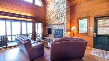 TV, fireplace, DVD player