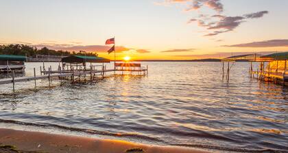 Lakeside Condo in Gull Lake, MN, 2BR, Boat Rentals