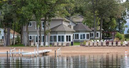 Perfect Lakefront vacation spot on Gull Lake