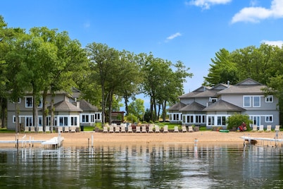 Gull Lake Condo for Rent | Boat Rentals Available