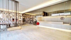 Lobby - Ji Hotel ) (Shanghai)
