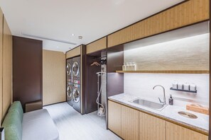 Room - Ji Hotel ) (Shanghai)