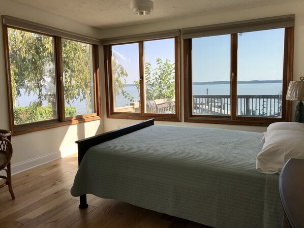 3 chambres, accès au Wi-Fi (inclus), literie fournie