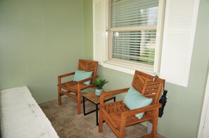 House | Balcony - Robins` Nest (Cape Coral)