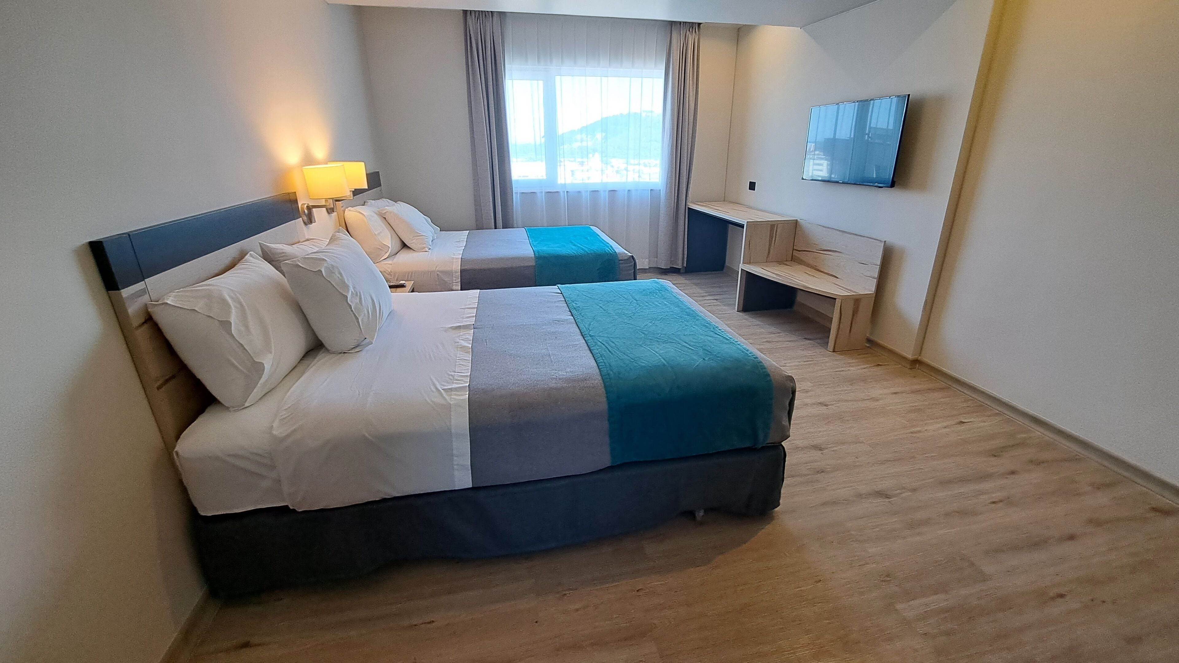 superior double room | minibar, in-room safe, desk, blackout curtains