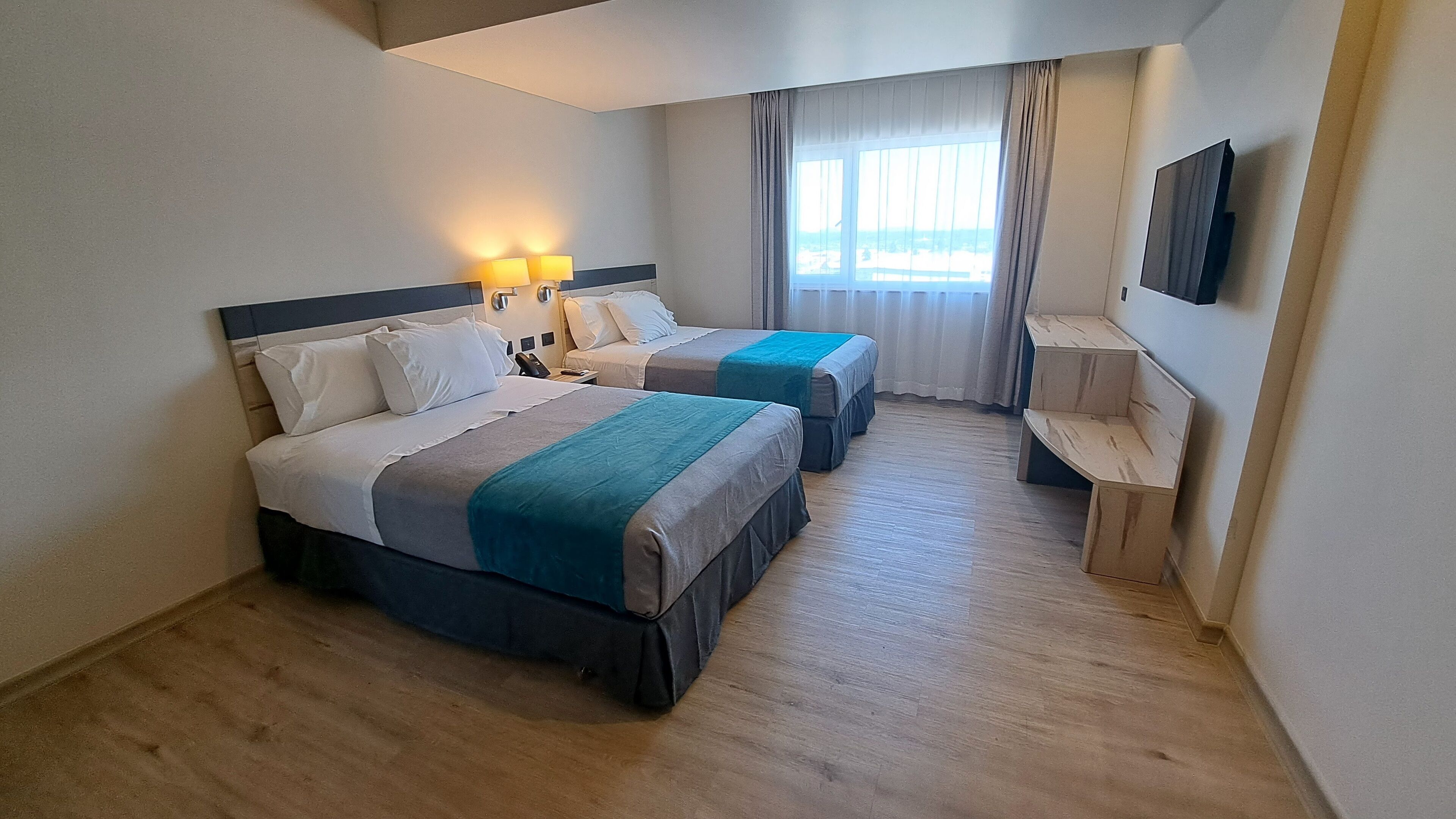 standard double room | minibar, in-room safe, desk, blackout curtains