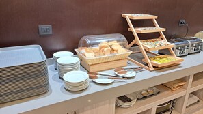 Petit déjeuner buffet compris tous les jours