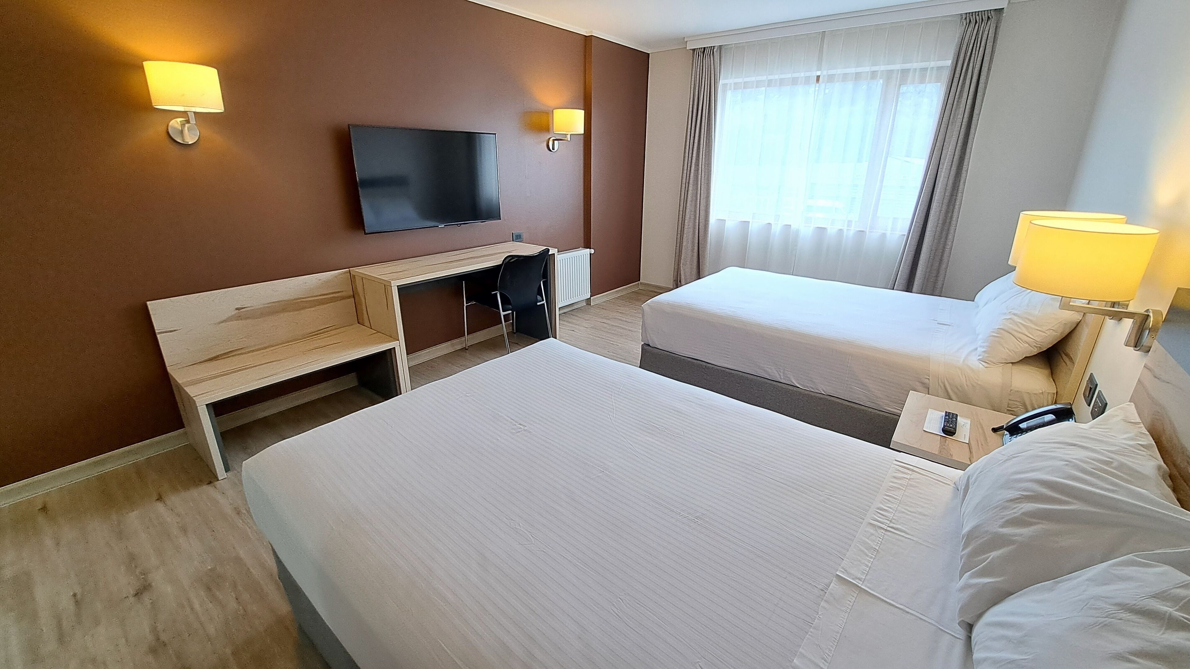 standard double room | minibar, in-room safe, desk, soundproofing