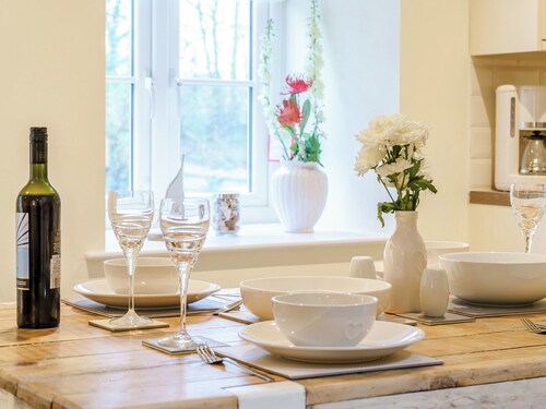 2 bedroom accommodation in Maen-y-groes, near New Quay