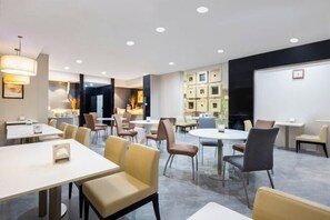 Restaurant - Jinjiang Inn (Weihai High-speed Railway North Station Oulefang Commercial Street Hotel) (Weihai)