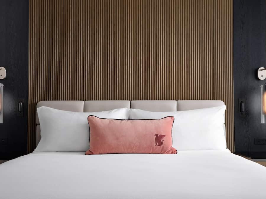 Premium bedding, down duvets, Tempur-Pedic beds, in-room safe