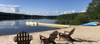 Newly updated, great for families up to 12 & pets; close to skiing-read reviews!