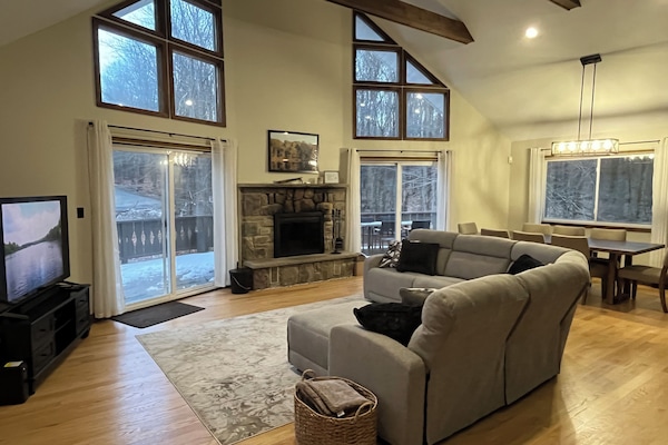 Fireplace; Access to wrap around deck