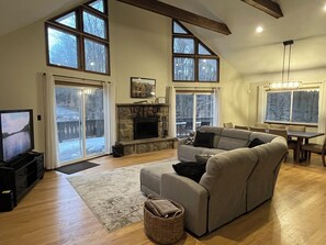 Smart TV, fireplace, video games, DVD player