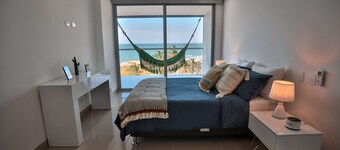 Stunning 2BR with Panoramic Ocean Views – Summer Specials